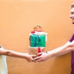 Lover’s Day Gift Ideas: Thoughtful & Memorable Gifts for Your Special Someone